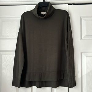BNWT Loft Outlet Dark Green Turtleneck Top